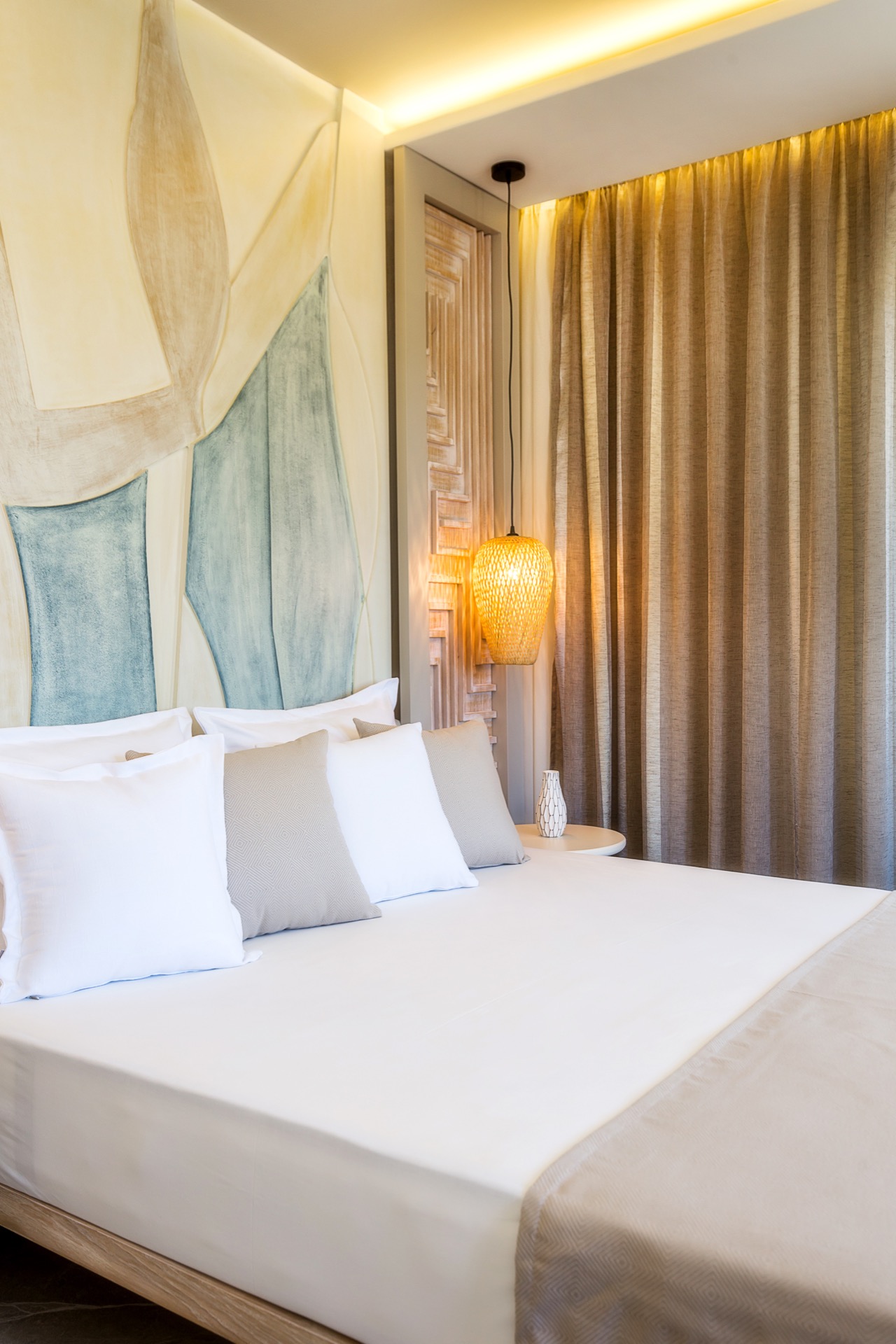 DELUXE ROOM Image 6